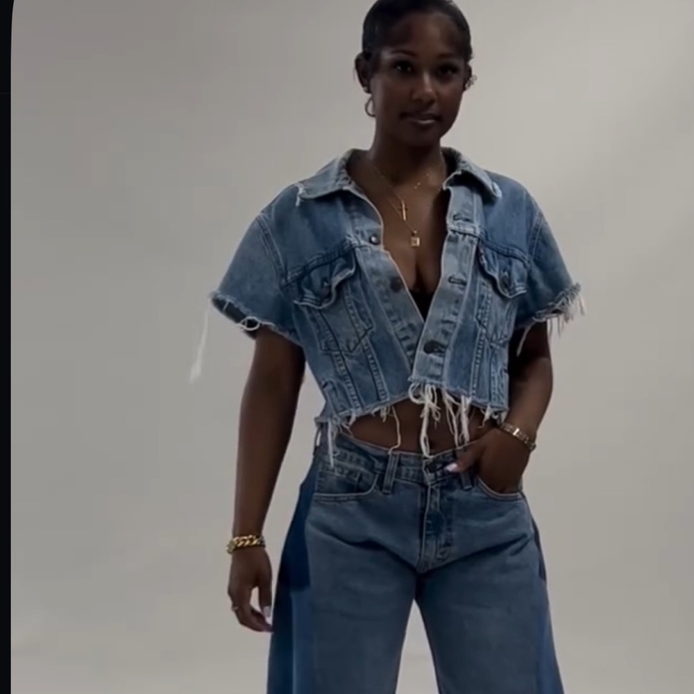 Vintage Levi Jean crop vest so cute ☺️